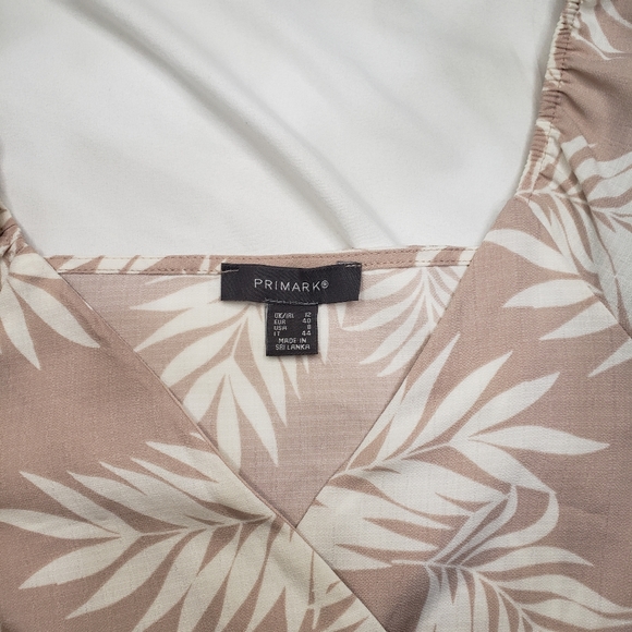 Blouse - Picture 2 of 3